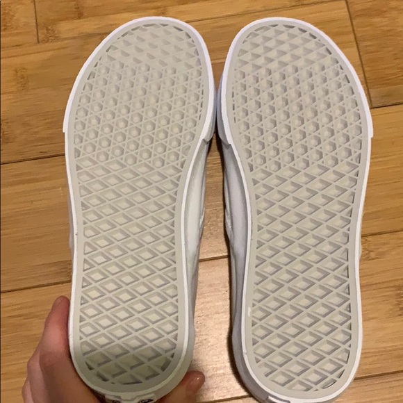 white vans - Picture 2 of 3